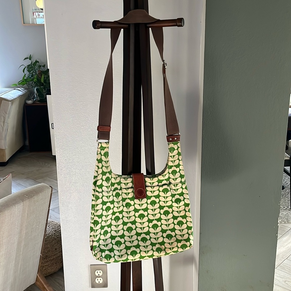 Orla Kiely Midi crossbody in Linear Green Flower